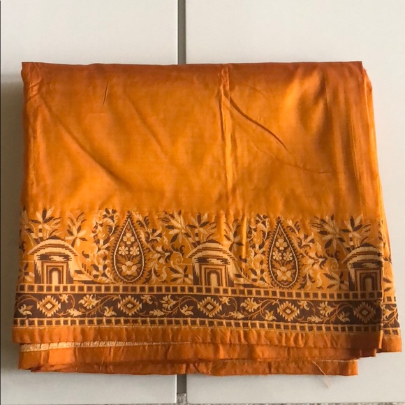 Final Sale- Indian Silk Saree - Picture 1 of 3